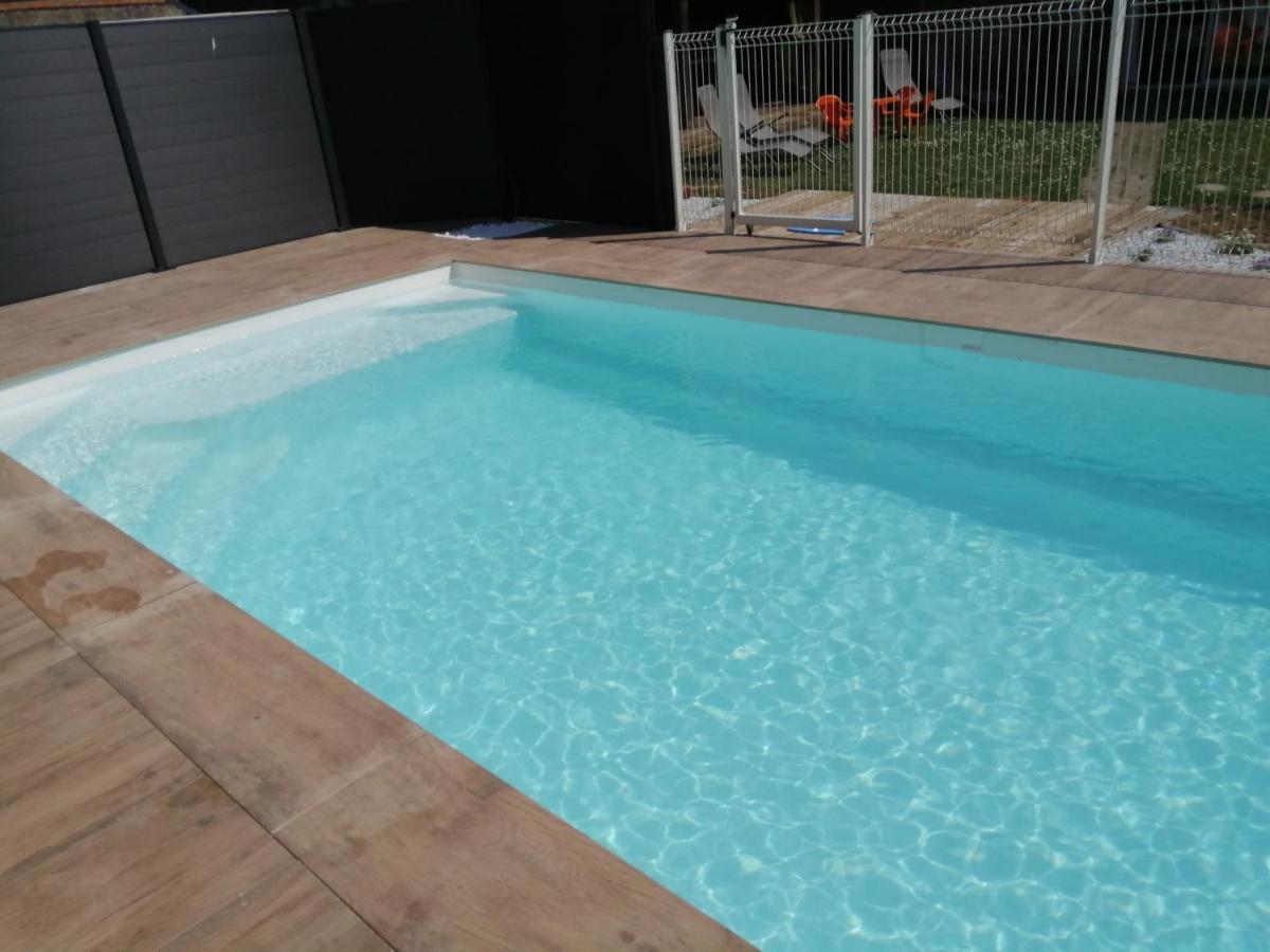 Les Tourterelles Bed & Breakfast Chabournay Dış mekan fotoğraf