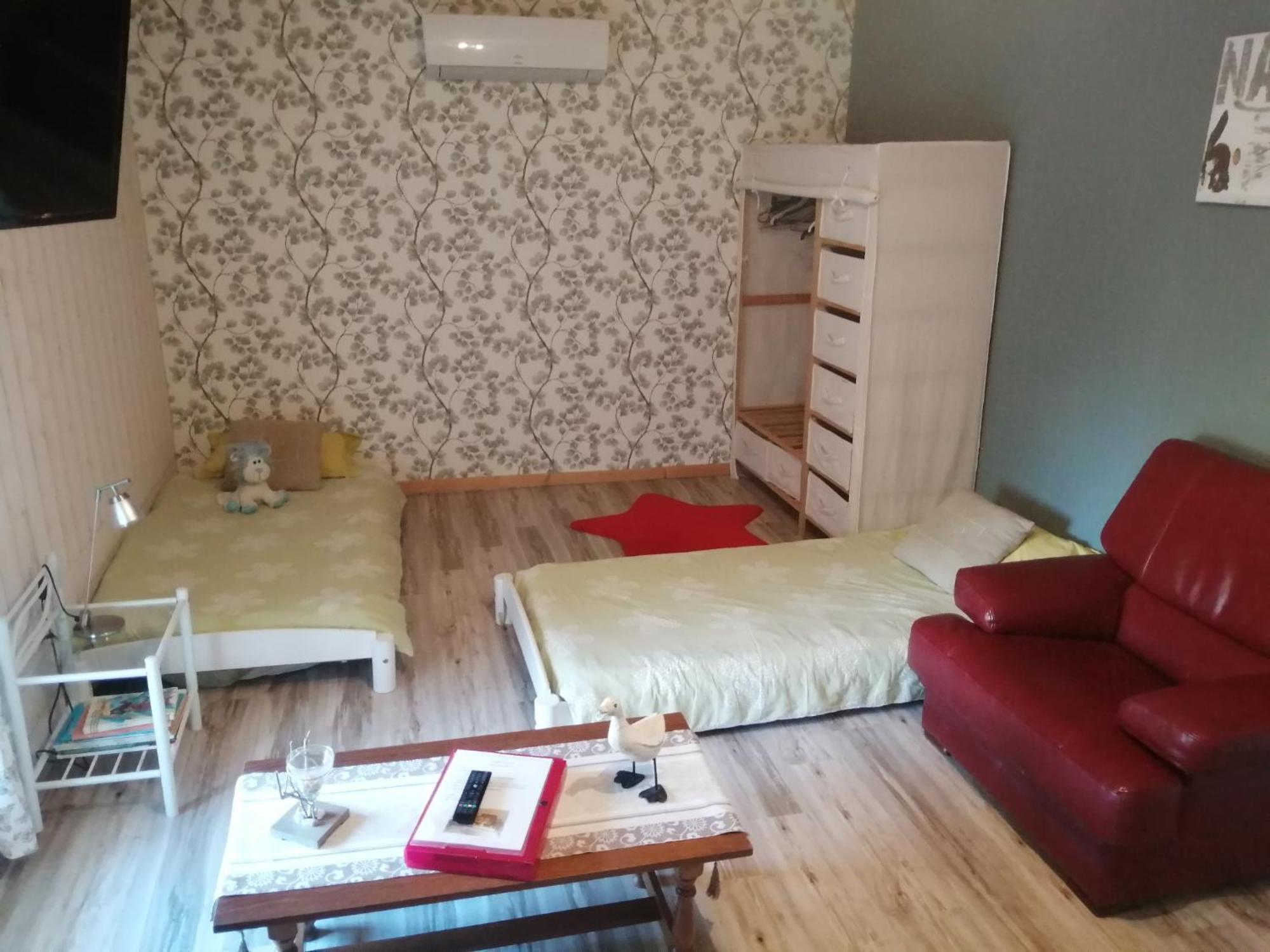 Les Tourterelles Bed & Breakfast Chabournay Dış mekan fotoğraf