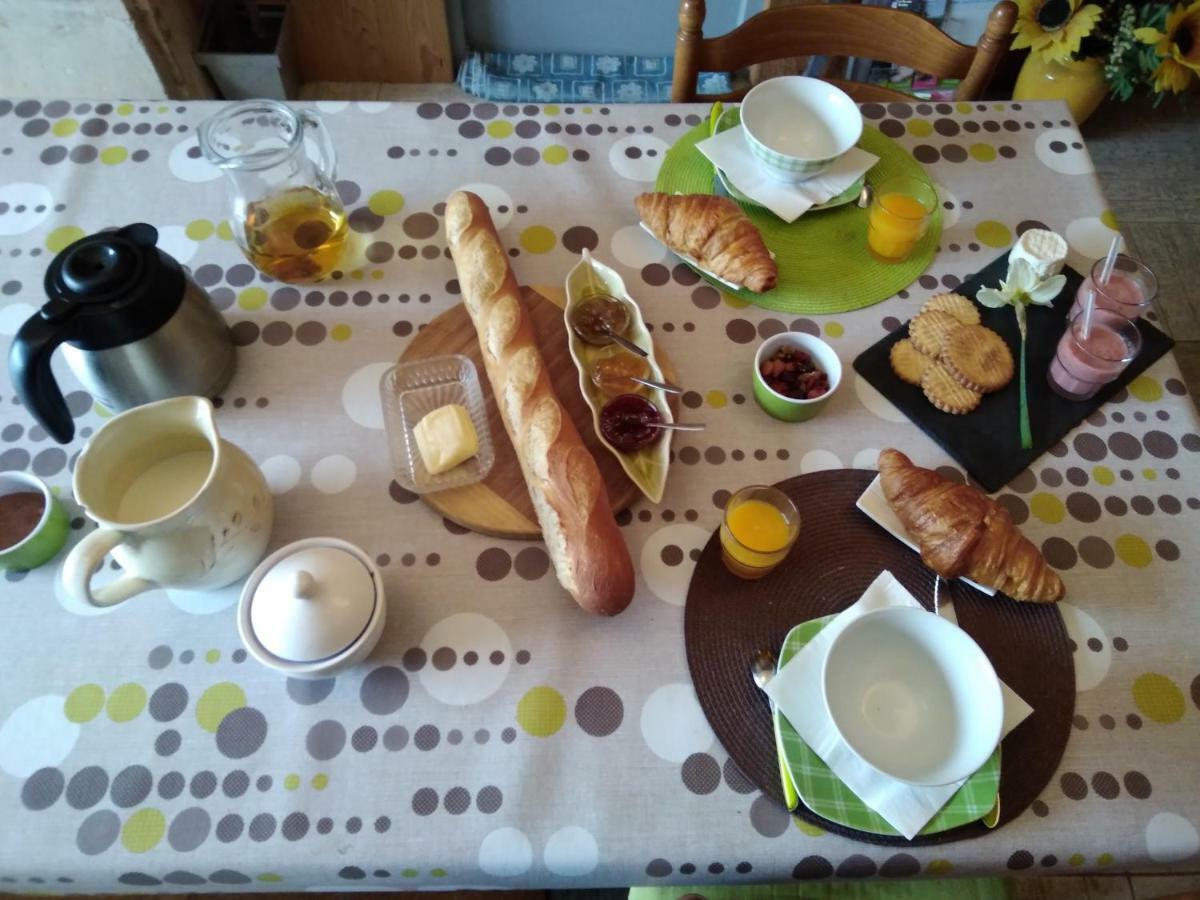 Les Tourterelles Bed & Breakfast Chabournay Dış mekan fotoğraf