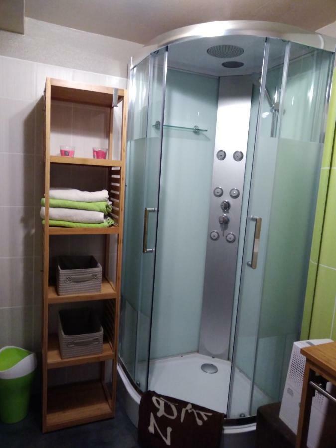 Les Tourterelles Bed & Breakfast Chabournay Dış mekan fotoğraf